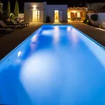 Gallo Villa