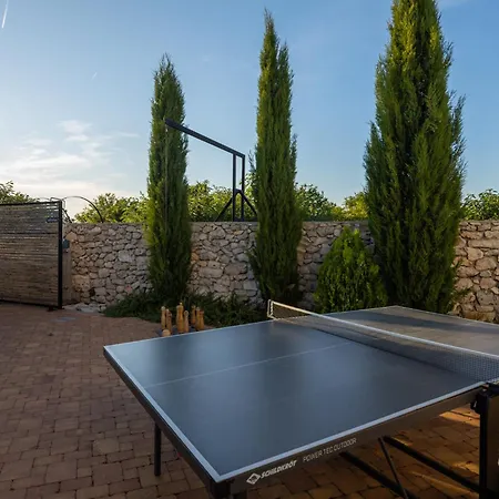 Gallo Villa *