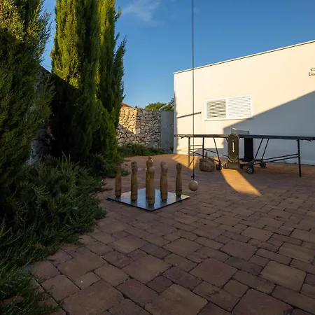 Gallo Villa *